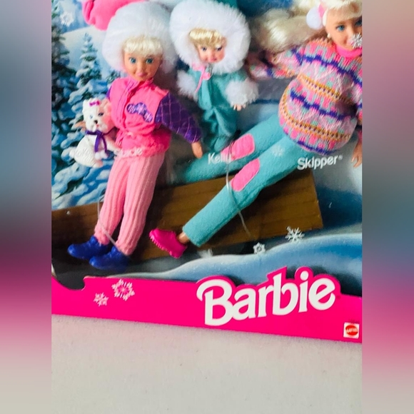 Vintage Winter Holiday Barbie , Kelly, Stacie ,skipper - Picture 11 of 11